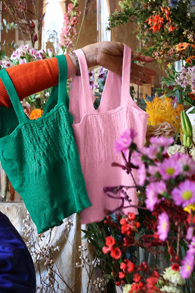 caption:christmasrose green / tsubaki pink