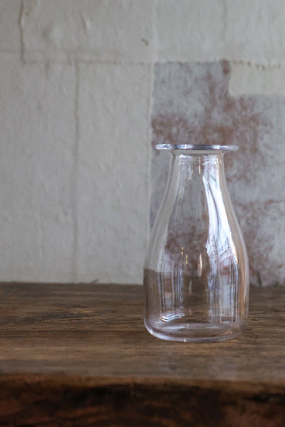 Flower vase small by Yoko Yamano